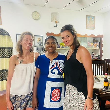 Chithra Homestay Tangalle Exterior foto