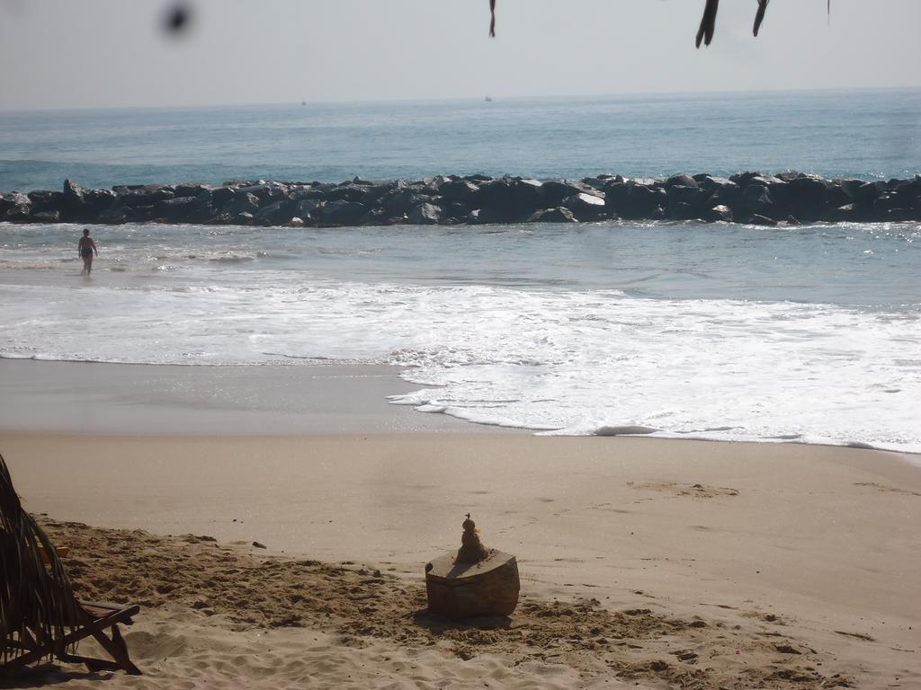 Chithra Homestay Tangalle Exterior foto